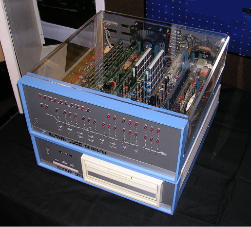 Altair 8800: первый персональный компьютер, с которого все началось