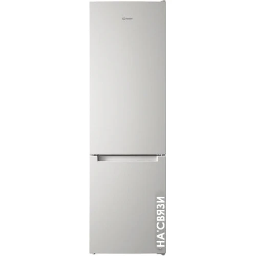 Холодильник Indesit ITS 4200 W