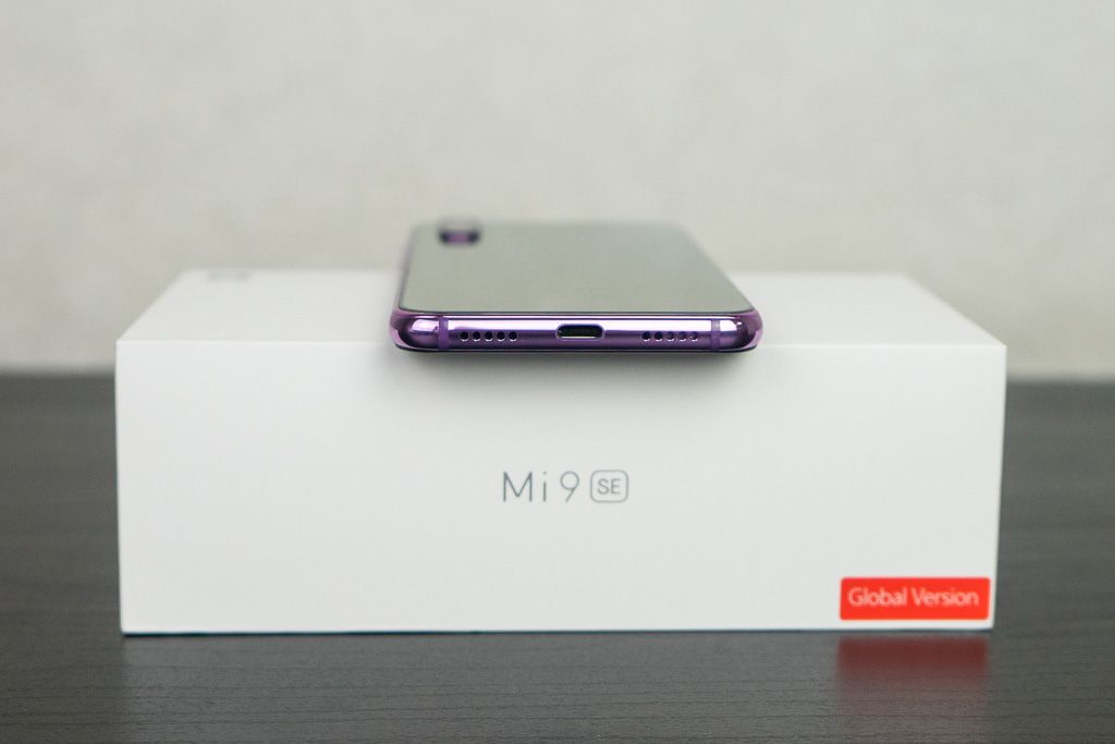 Фото смартфона Xiaomi-Mi-9-SE-8