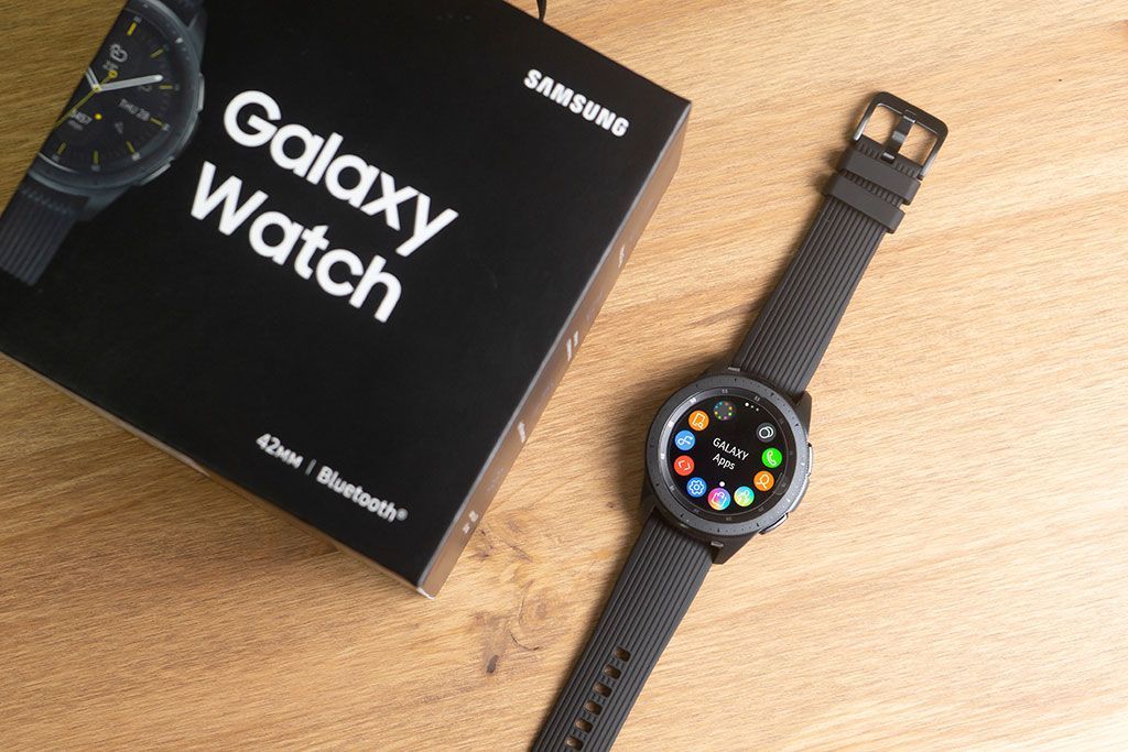 Смарт часы Samsung Galaxy Watch SM-R810